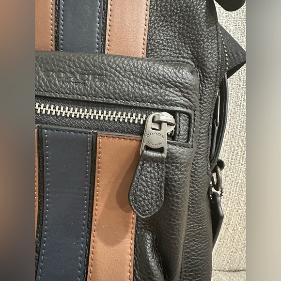 Coach West Pack with Varsity Stripe NWT 3180 men - Picture 7 of 11